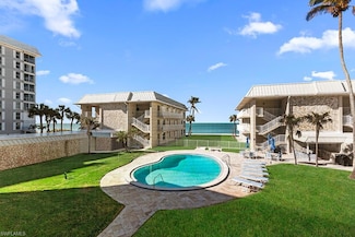 2875 Gulf Shore Blvd N Unit 205, Naples, FL 34103