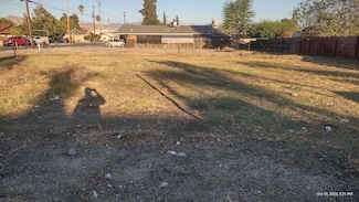 249 W Orange Ave, Porterville, CA 93257