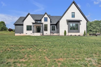 1141 Harper Lee Dr, Newton, NC 28658