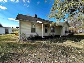 409 S 2nd St, Ridgway, IL 62979