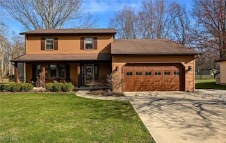 26788 Skyline Dr, Olmsted Falls, OH 44138