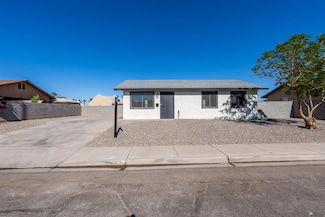 373 S 27th Dr, Yuma, AZ 85364