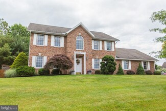 776 Cresson Dr, Chambersburg, PA 17202