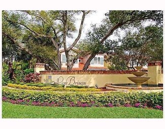 154 Las Brisas Cir, Hypoluxo, FL 33462