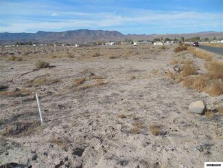 17 Desert Wells Cir, Stagecoach, NV 89429