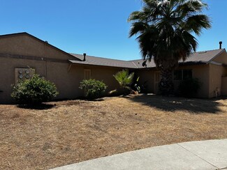 3047 W Saginaw Way, Fresno, CA 93722
