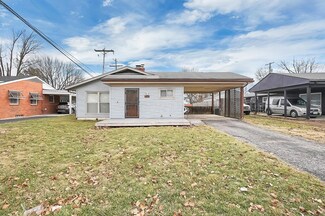 236 Old Village Rd, Columbus, OH 43228