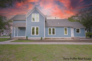 34 E Isabella Ave, Muskegon, MI 49442