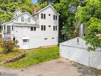 231 Broad St, Norwich, CT 06360