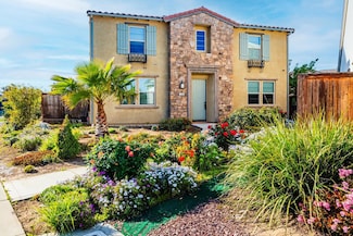 2380 Breton Dr, Oakdale, CA 95361