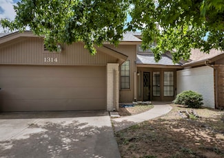 1314 Dr, Duncan, OK 73533