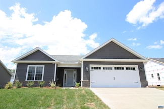 169 Langley Dr, Waynesboro, VA 22980