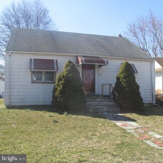 508 Chatham St, Avondale, PA 19311
