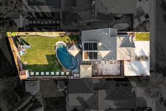 9523 Dunkerrin Way, Elk Grove, CA 95758