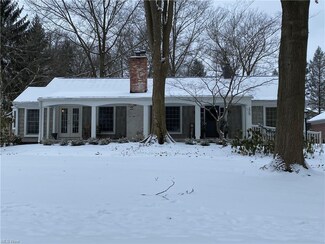 320 Delaware Ave, Akron, OH 44303