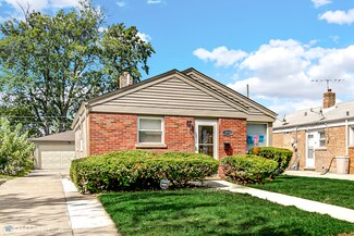 12532 S Loomis St, Calumet Park, IL 60827