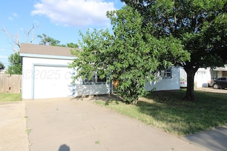 1035 Bagarry St, Amarillo, TX 79104