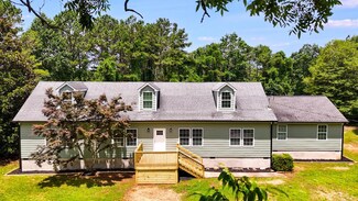 370 Simms Rd, Carrollton, GA 30117