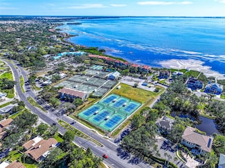 4511 Bay Club Dr, Bradenton, FL 34210