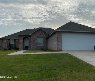 213 Longfellow Cove, Byram, MS 39272