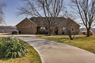 14615 NE 137th St, Kearney, MO 64060