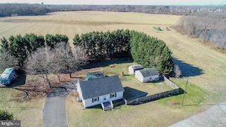 748 W Quillytown Rd, Penns Grove, NJ 08069