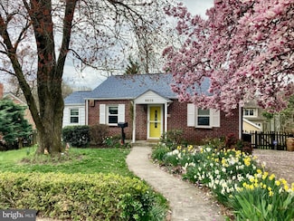 6610 Gude Ave, Takoma Park, MD 20912