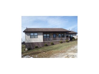 309 N Penn Ave, Harrisville, WV 26362