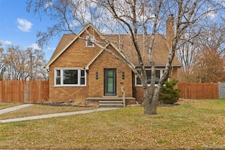 3135 Los Angeles Ave, Warren, MI 48091