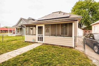138 W 10th St, Junction City, KS 66441
