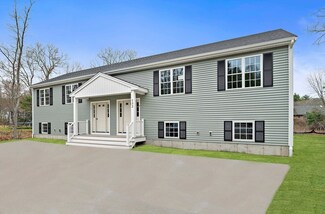 132 Old Plymouth St Unit B, East Bridgewater, MA 02333