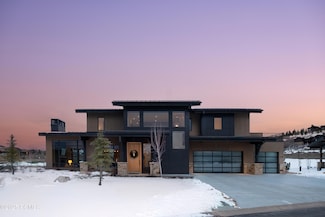 9590 N Midnight Ct, Kamas, UT 84036