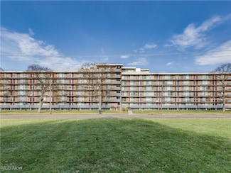 2331 E Market St Unit 400, Akron, OH 44312