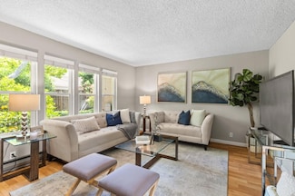 1544 Glenpine Dr, San Jose, CA 95125
