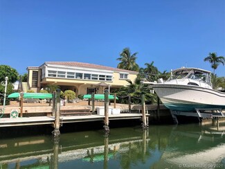 221 12th St, Key Colony Beach, FL 33051