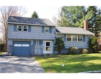 99 Woodfield Rd, Portland, ME 04102
