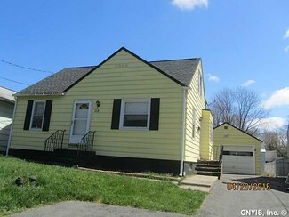 113 Gordon Ave, Mattydale, NY 13211
