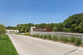 4761 Golden Bell Ln, Midlothian, TX 76065