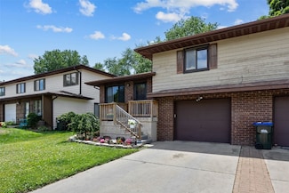821 Dover St Unit A, Iowa City, IA 52245