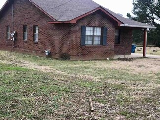 411 Hall St, Covington, TN 38019