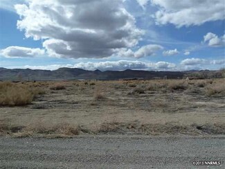 13 Northridge Dr, Yerington, NV 89447
