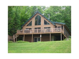 30 Juniper Ln, Belgrade, ME 04917