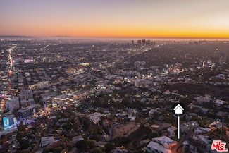 8692 Franklin Ave, Los Angeles, CA 90069