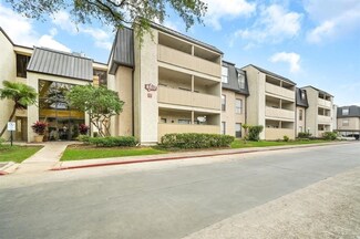 8435 Hearth Dr, Houston, TX 77054