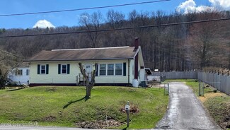 1086 Trevorton Rd, Coal Township, PA 17866