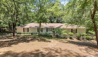 467 Kirkland Dr, Byron, GA 31008