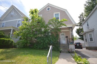 1572 Bradley St, Schenectady, NY 12304