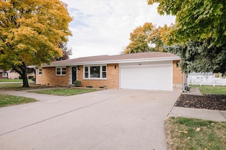 6800 W 97th St, Oak Lawn, IL 60453