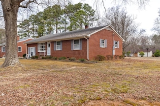 821 Northington St, South Hill, VA 23970