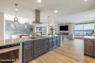 301 N 1st St Unit 930, Coeur D'Alene, ID 83814